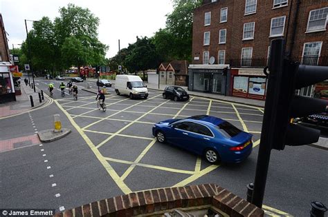 bagleys lane fulham box junction|Yellow box junctions UNFAIRLY trigger fines .